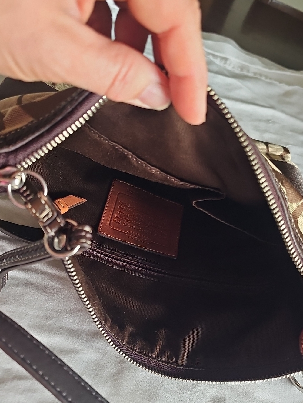 Coach Purse - Picture 4 of 4